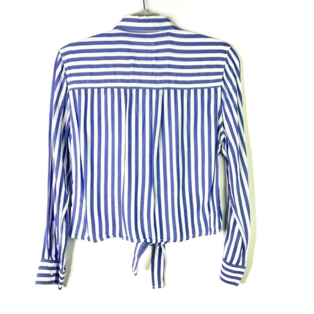 Rails Val Tie Front Stripe Shirt Cropped Blouse Blue White Top M Coastal Grandma - Picture 7 of 10